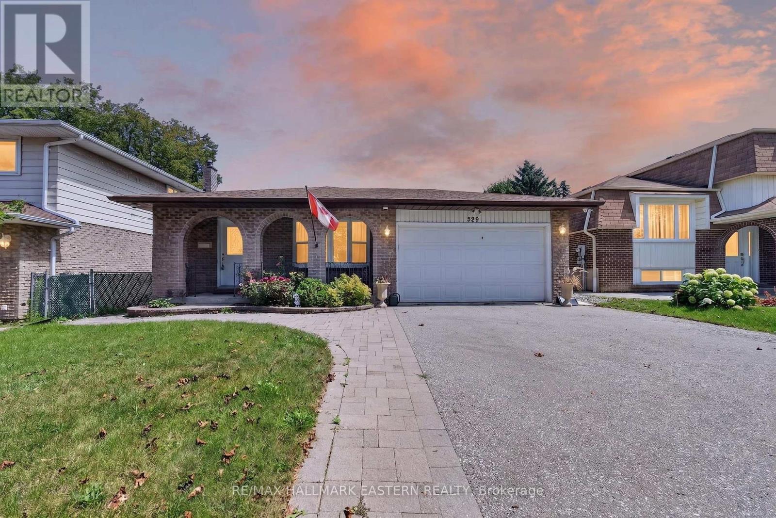 529 SEVILLE STREET, Oshawa, Ontario