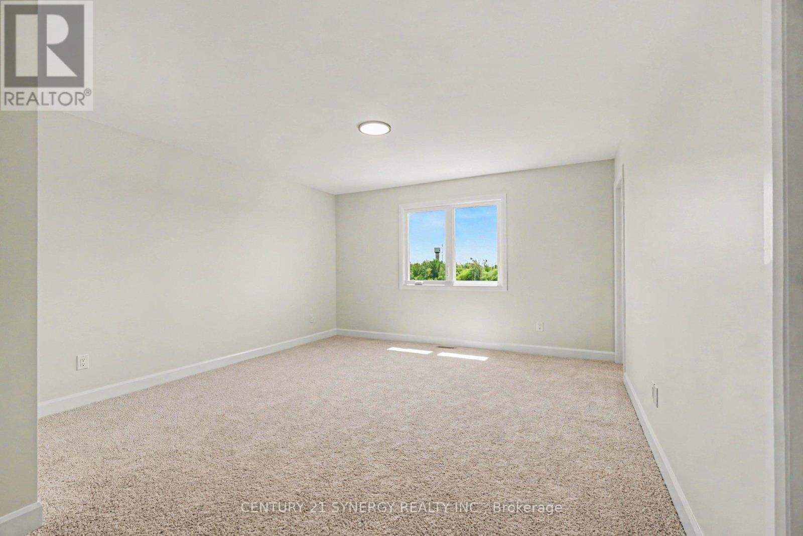 68 Helen Street, North Stormont, Ontario K0A 1R0 - Photo 21 - X12791252