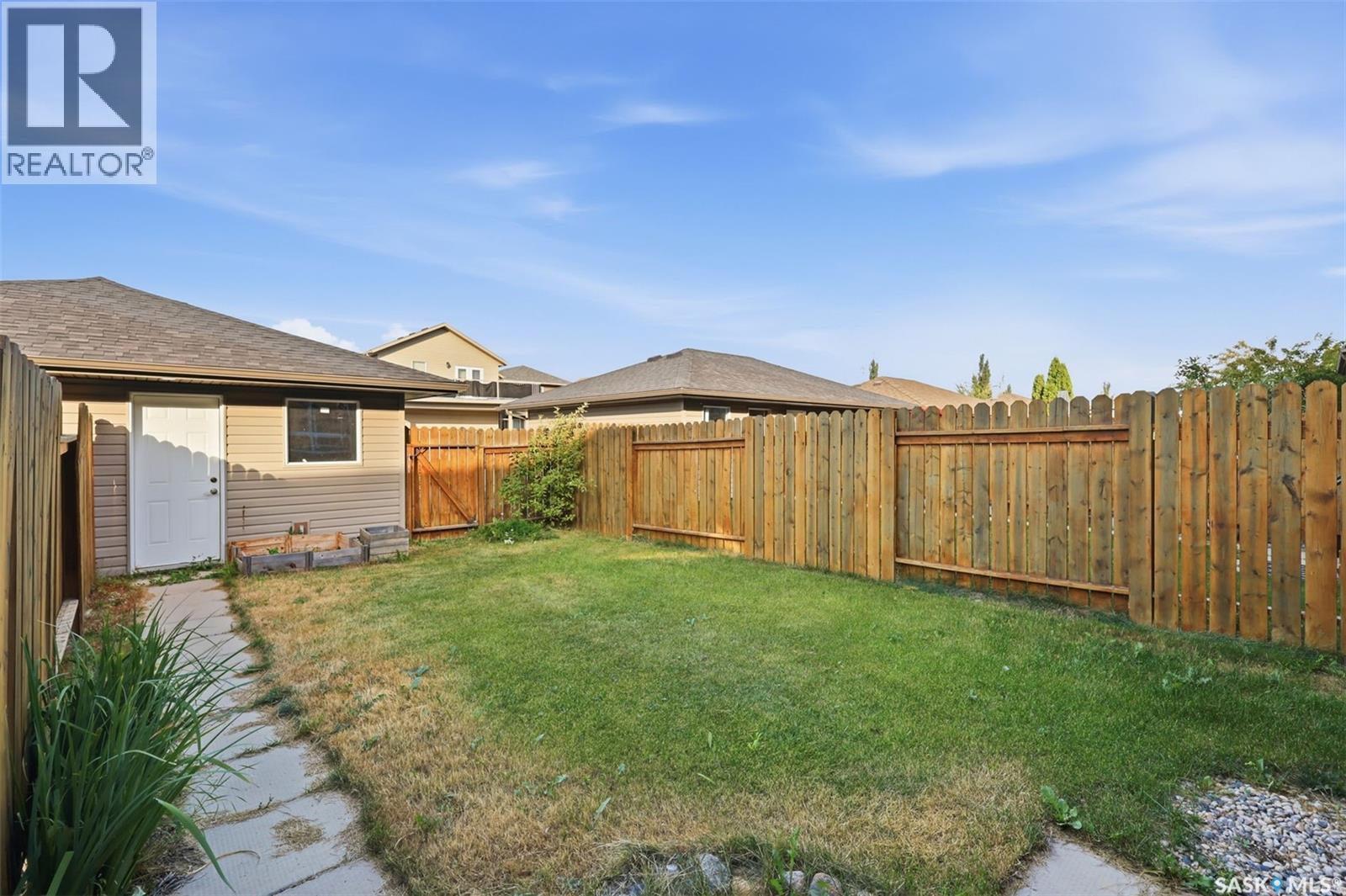 360 Willowgrove Lane, Saskatoon, Saskatchewan  S7W 0H7 - Photo 36 - SK045753
