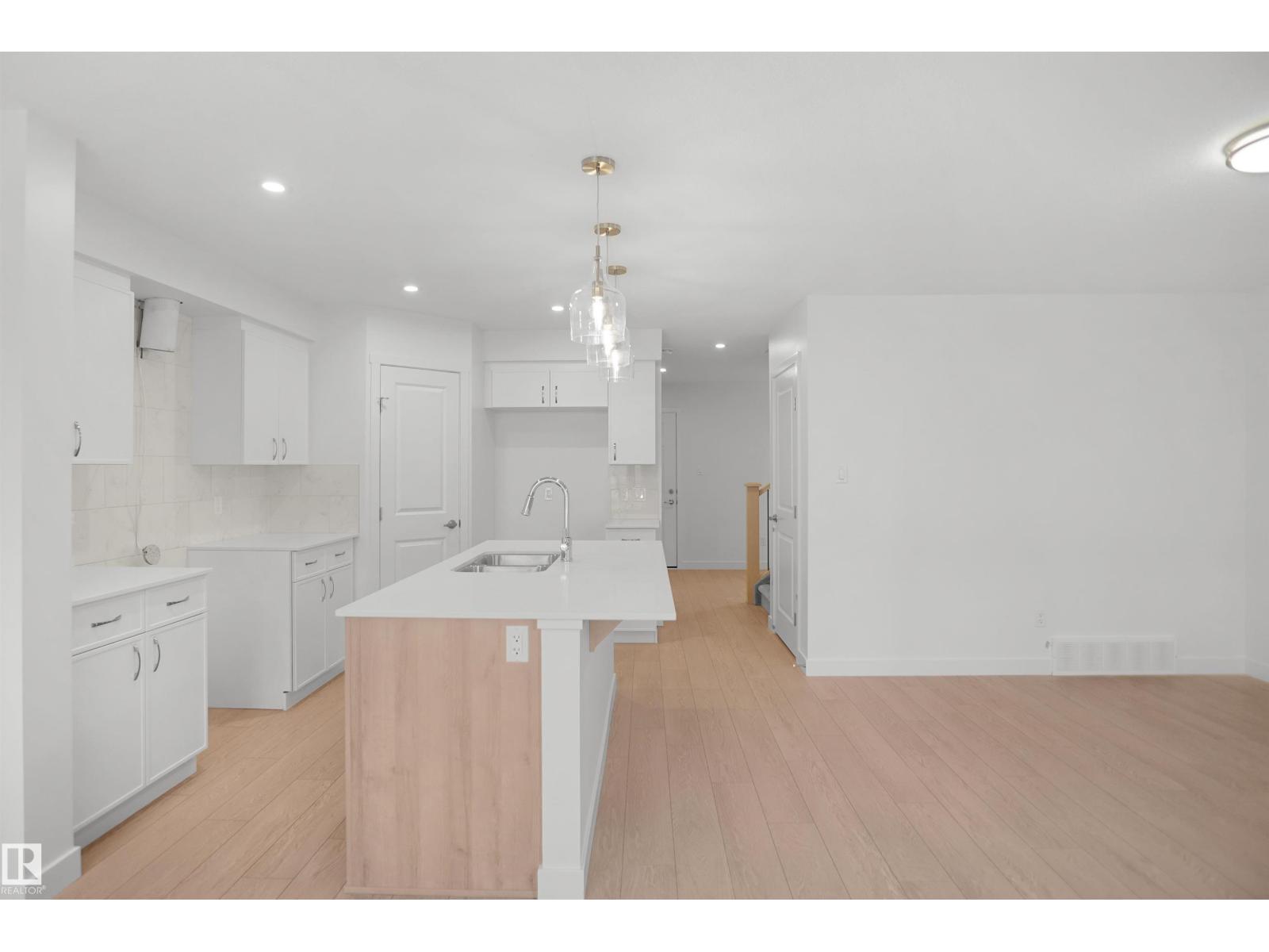 938 18 Av NW, Edmonton, Alberta  T6T 2V2 - Photo 18 - E4483419