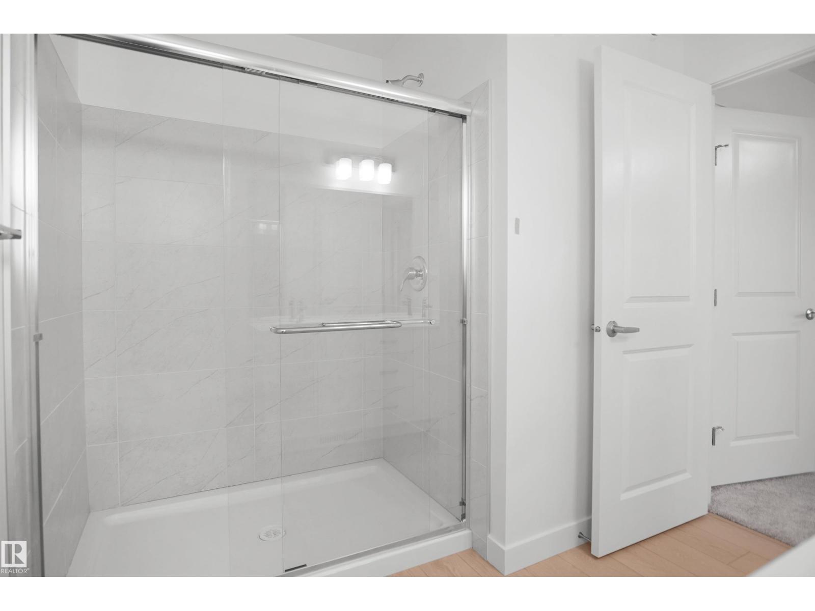 938 18 Av NW, Edmonton, Alberta  T6T 2V2 - Photo 24 - E4483419