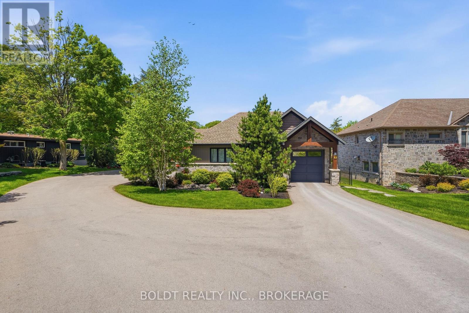 99 Donjon Boulevard, Norfolk, Ontario  N0A 1N7 - Photo 3 - X13688506