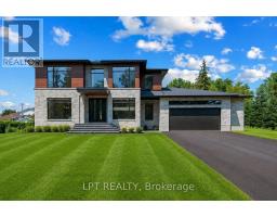 15 BRIGGS AVENUE, Ottawa, Ontario