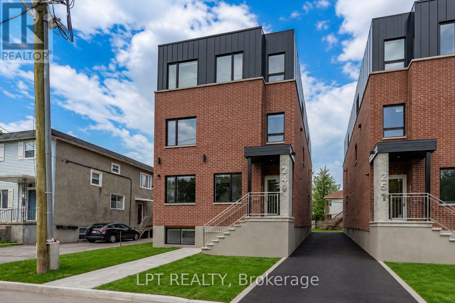 1 - 249 Columbus Avenue, Ottawa, Ontario K1K 1P5 - Photo 1 - X13688518