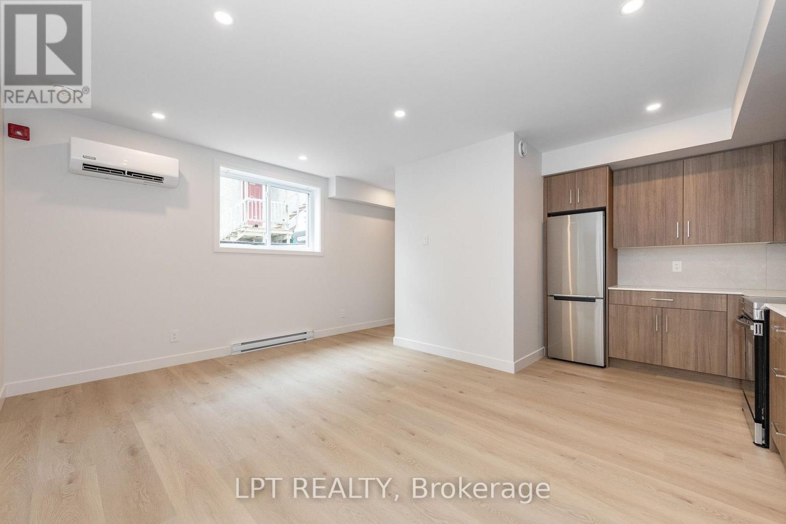 1 - 249 Columbus Avenue, Ottawa, Ontario K1K 1P5 - Photo 5 - X13688518