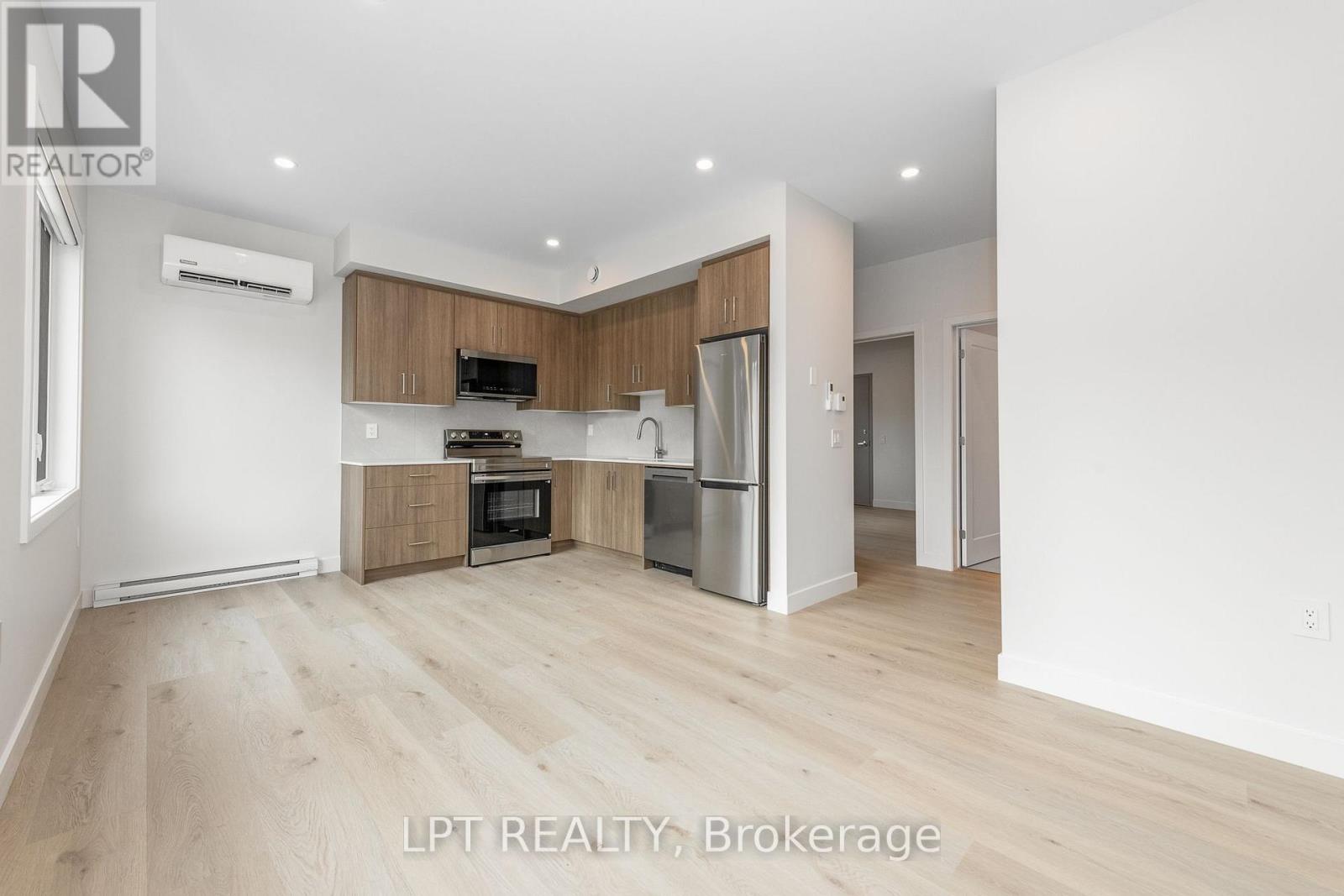 3 - 249 Columbus Avenue, Ottawa, Ontario K1K 1P5 - Photo 4 - X13688522