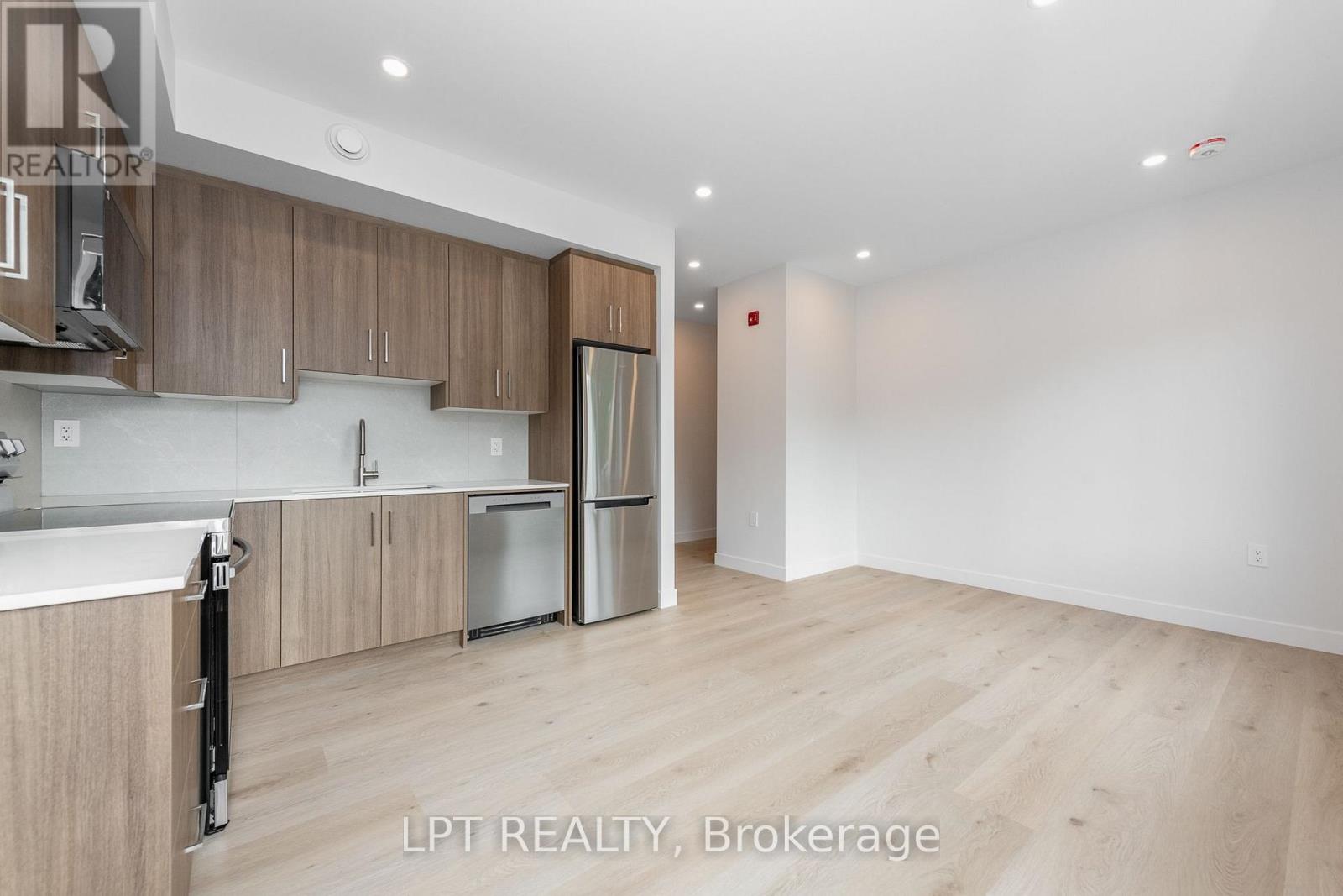 3 - 249 Columbus Avenue, Ottawa, Ontario K1K 1P5 - Photo 7 - X13688522