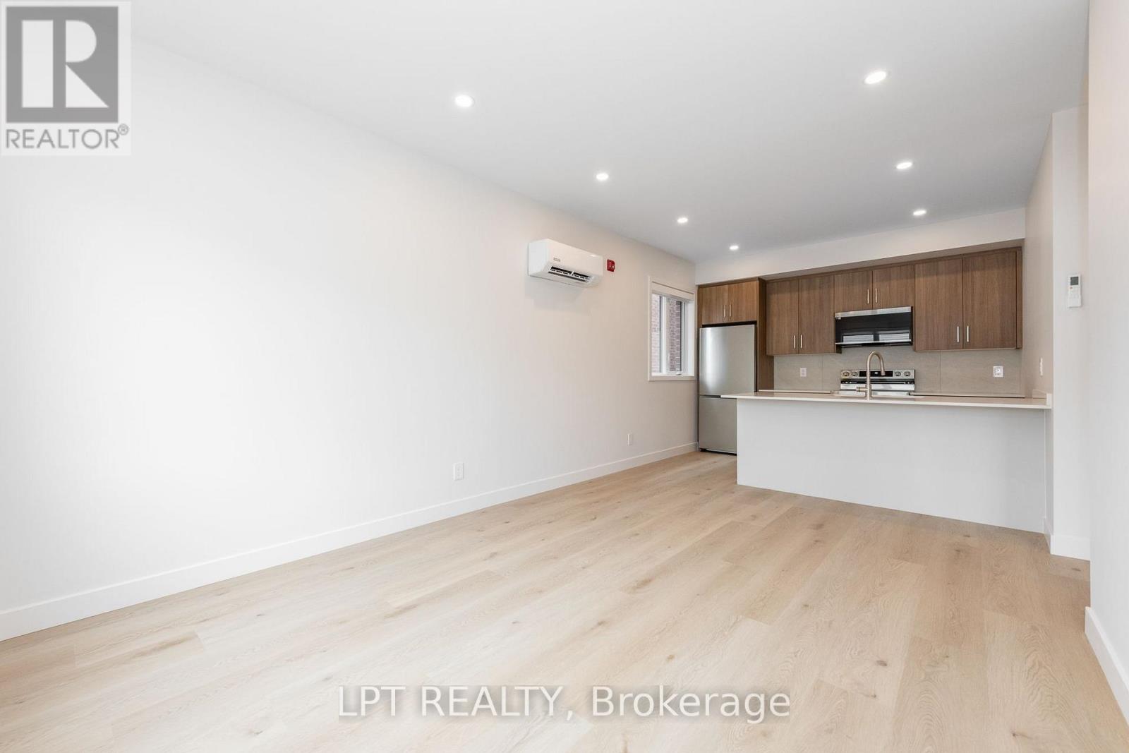 4 - 249 Columbus Avenue, Ottawa, Ontario K1K 1P5 - Photo 6 - X13688532