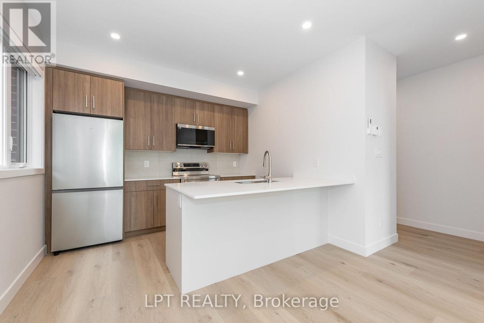 4 - 249 Columbus Avenue, Ottawa, Ontario K1K 1P5 - Photo 8 - X13688532