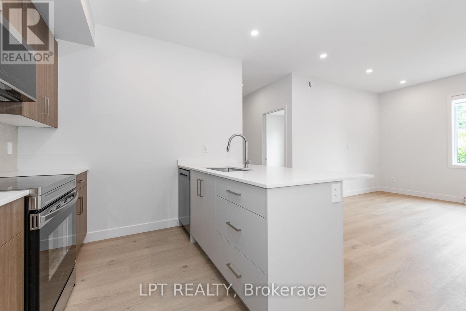 4 - 249 Columbus Avenue, Ottawa, Ontario K1K 1P5 - Photo 9 - X13688532