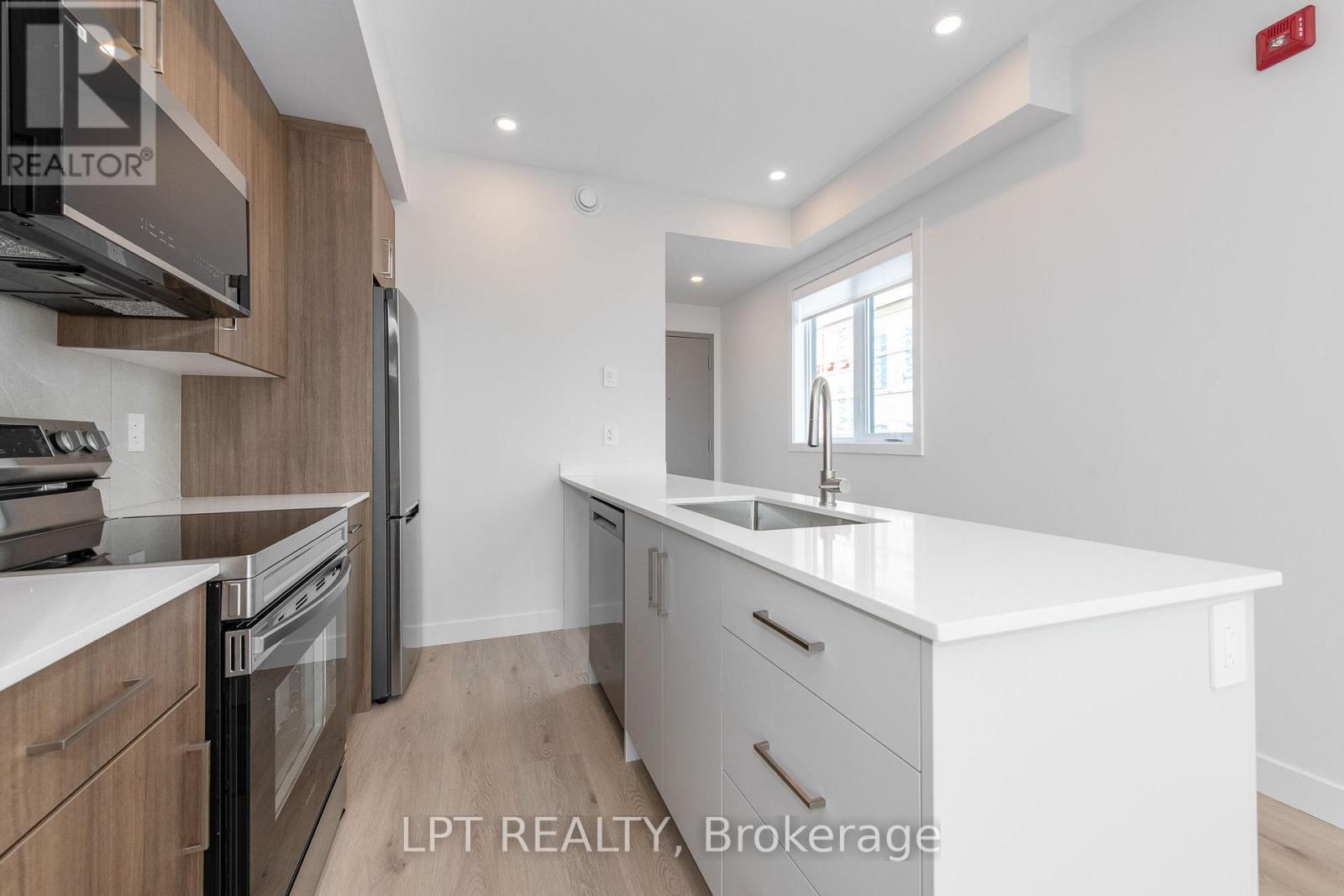 7 - 249 Columbus Avenue, Ottawa, Ontario K1K 1P5 - Photo 5 - X13688556