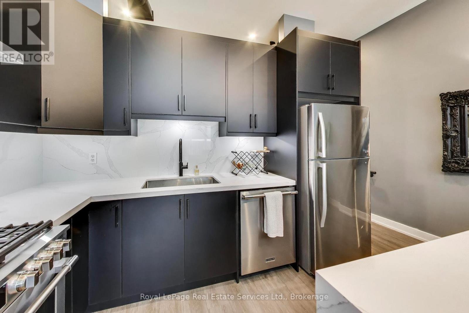 202 - 766 King Street W, Toronto, Ontario  M5V 1N6 - Photo 8 - C13688528