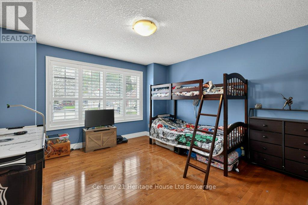 57 Wendy Calder Place, Woodstock, Ontario N4T 1T4 - Photo 15 - X13688462