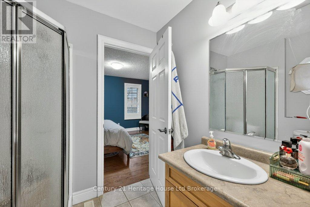 57 Wendy Calder Place, Woodstock, Ontario N4T 1T4 - Photo 19 - X13688462