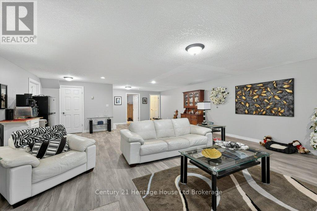57 Wendy Calder Place, Woodstock, Ontario N4T 1T4 - Photo 26 - X13688462
