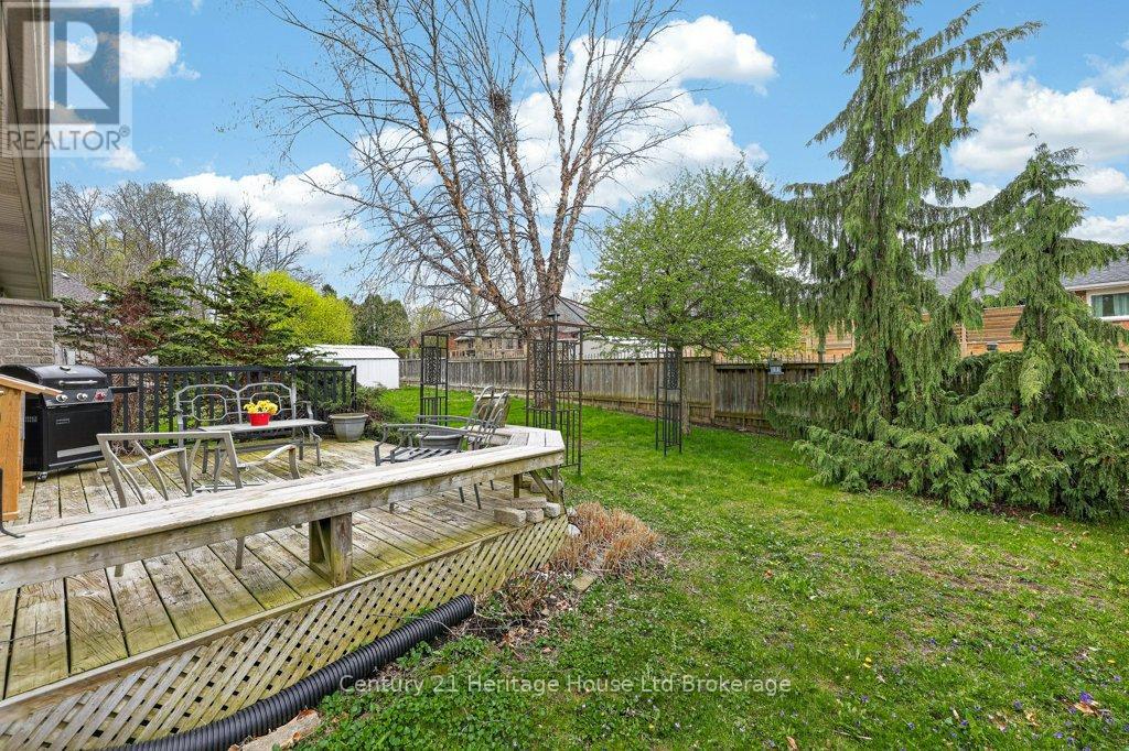 57 Wendy Calder Place, Woodstock, Ontario N4T 1T4 - Photo 35 - X13688462