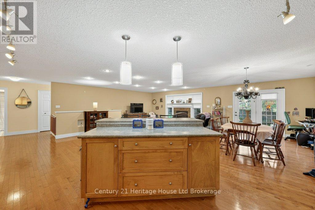 57 Wendy Calder Place, Woodstock, Ontario N4T 1T4 - Photo 9 - X13688462