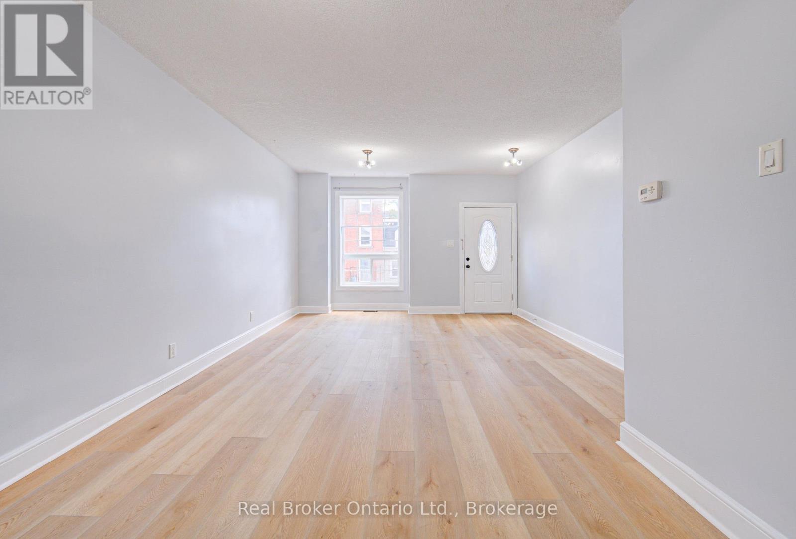 299 Bay Street N, Hamilton, Ontario  L8L 1M2 - Photo 11 - X13688412