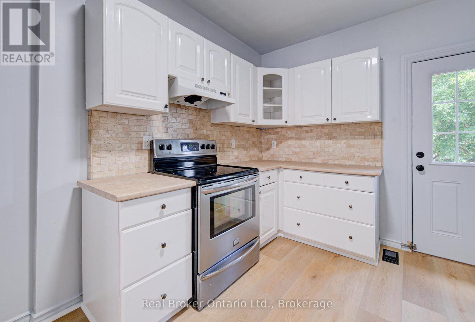 299 Bay Street N, Hamilton, Ontario  L8L 1M2 - Photo 15 - X13688412
