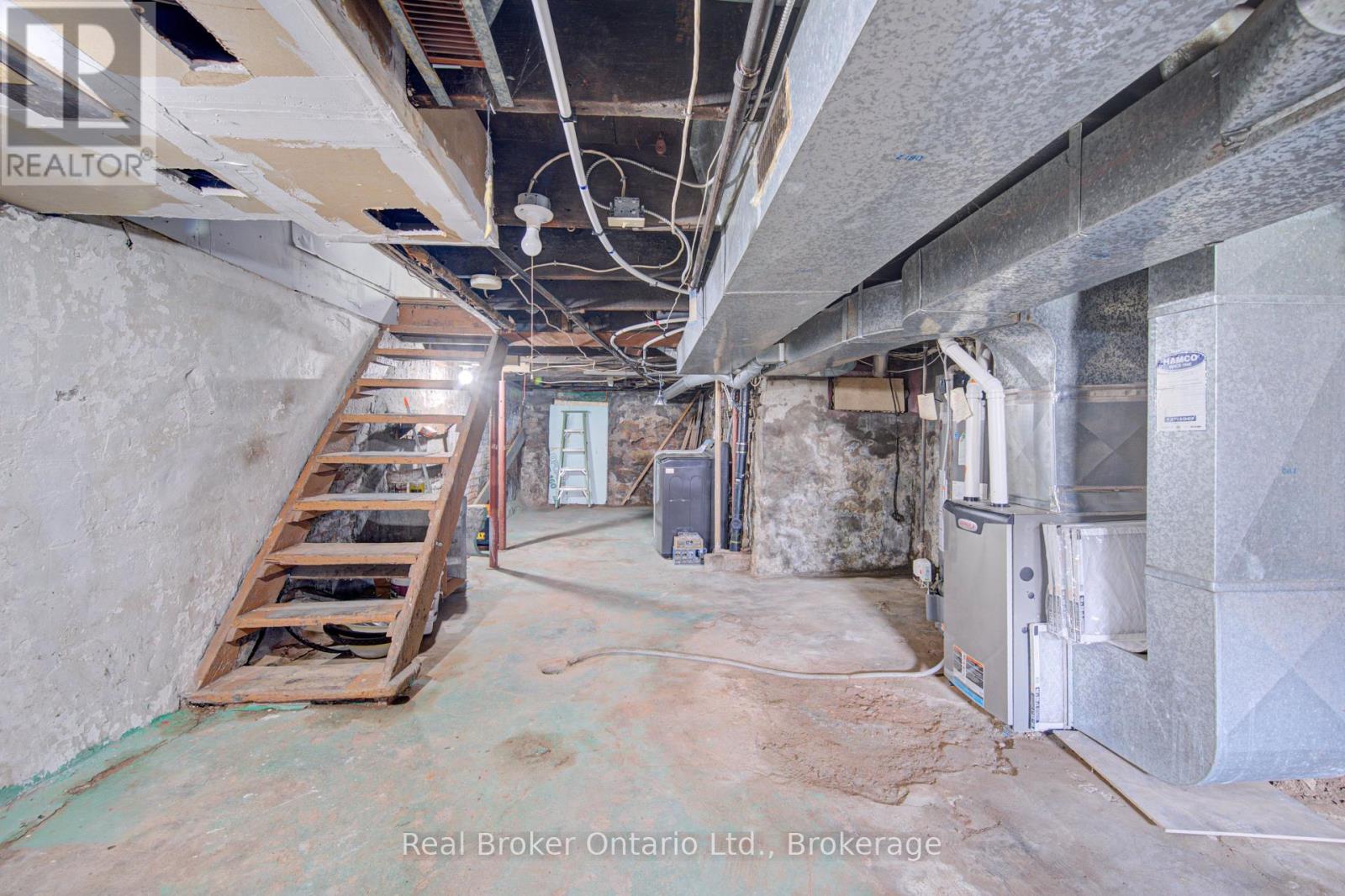 299 Bay Street N, Hamilton, Ontario  L8L 1M2 - Photo 18 - X13688412