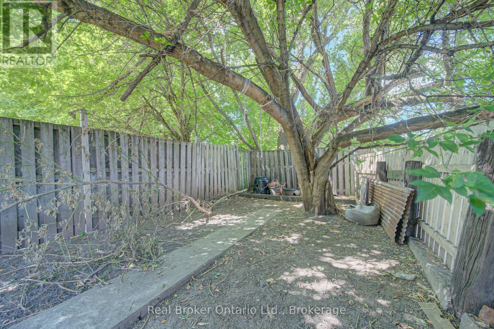 299 Bay Street N, Hamilton, Ontario  L8L 1M2 - Photo 37 - X13688412