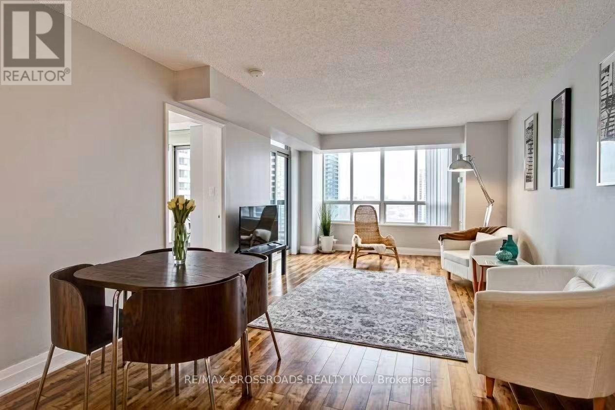 2012 - 28 Empress Avenue, Toronto, Ontario  M2N 6Z7 - Photo 2 - C13688430