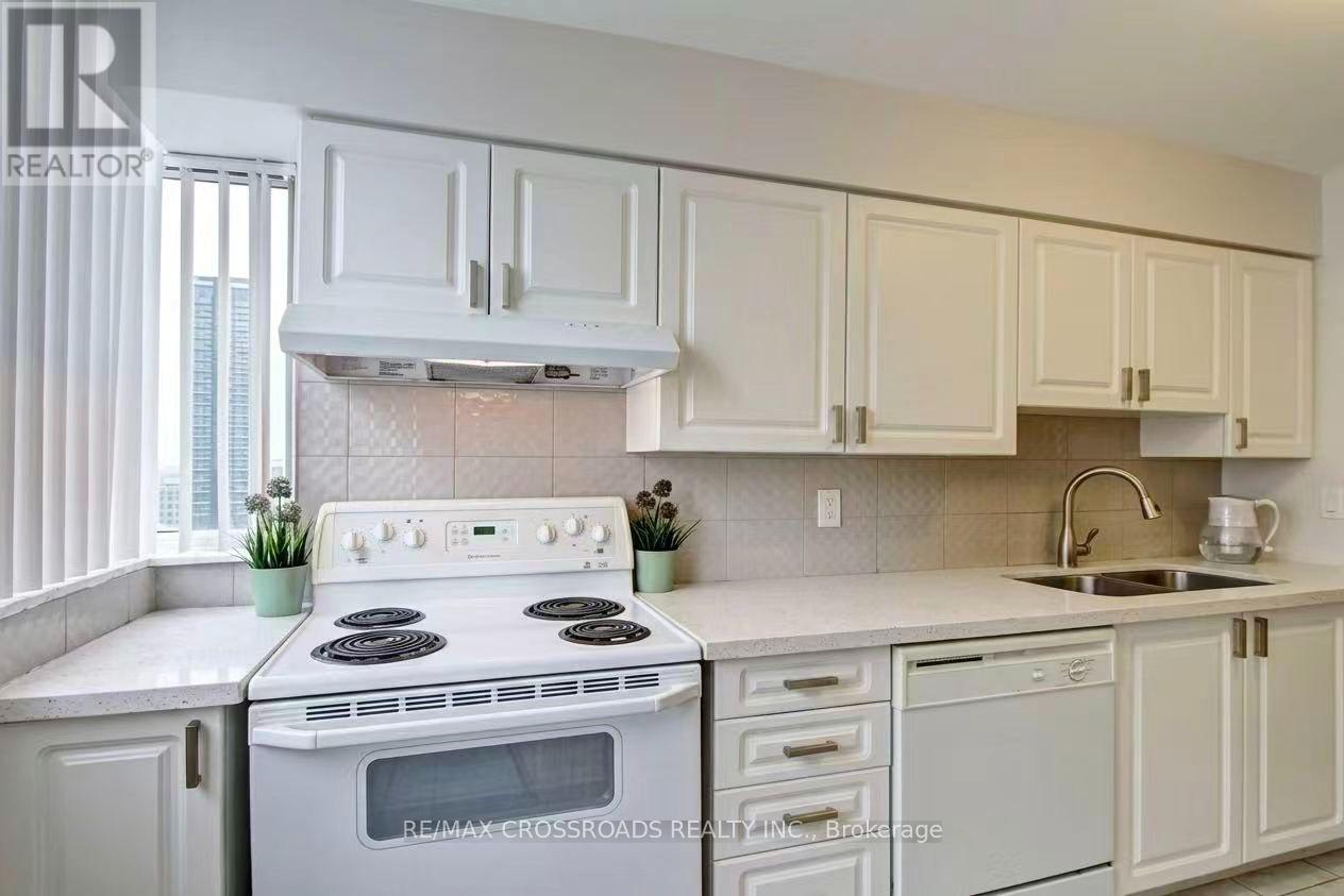 2012 - 28 Empress Avenue, Toronto, Ontario  M2N 6Z7 - Photo 7 - C13688430