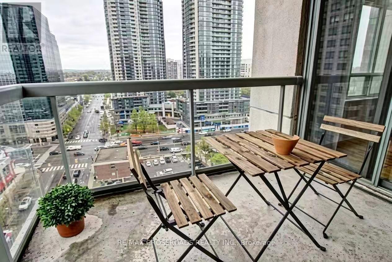 2012 - 28 Empress Avenue, Toronto, Ontario  M2N 6Z7 - Photo 8 - C13688430