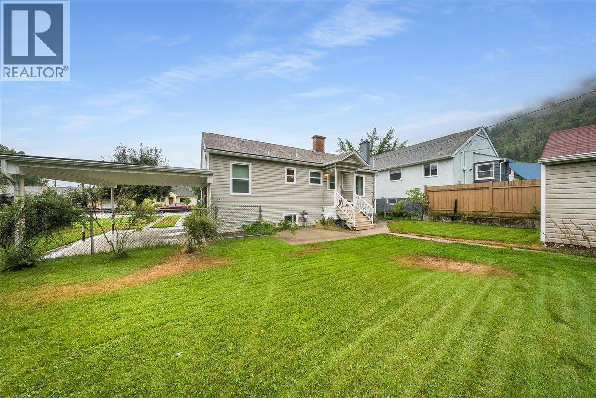 306 Sylvia Crescent, Trail, British Columbia V1R 1A5 - Photo 32 - 10397988
