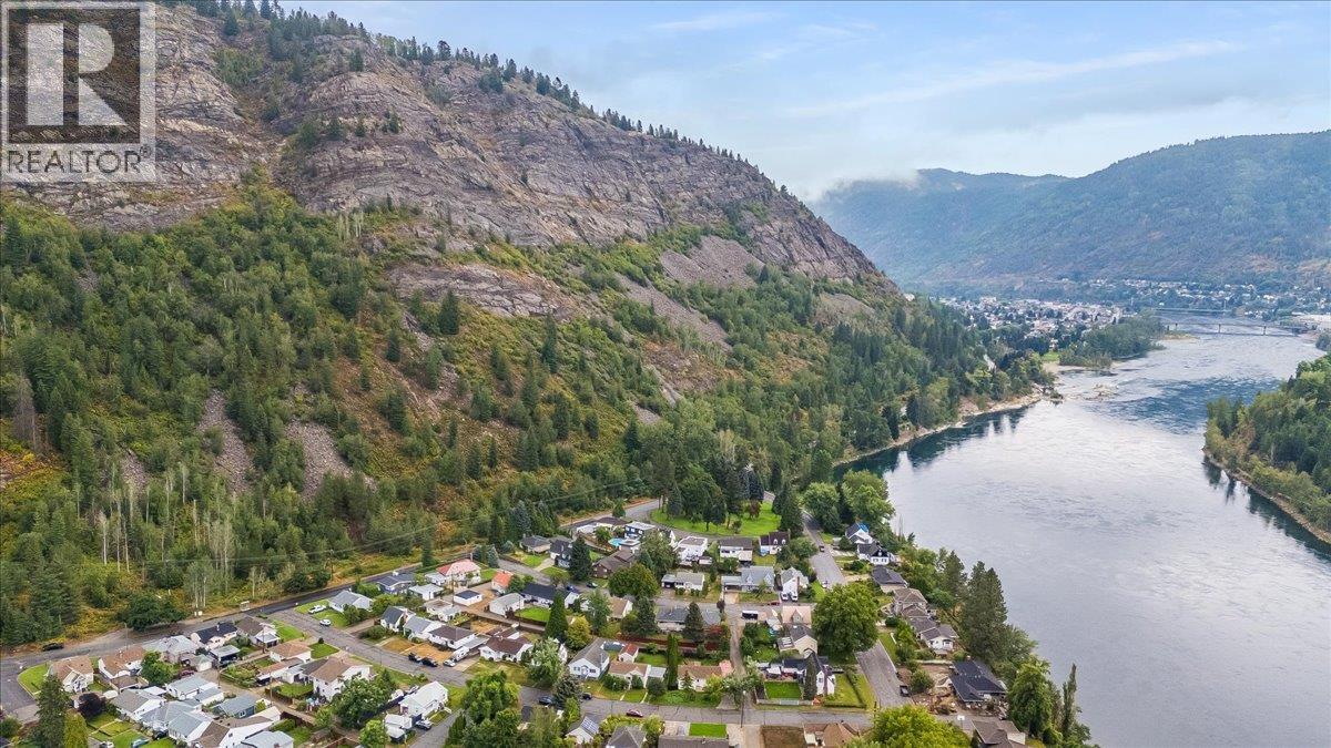 306 Sylvia Crescent, Trail, British Columbia V1R 1A5 - Photo 35 - 10397988