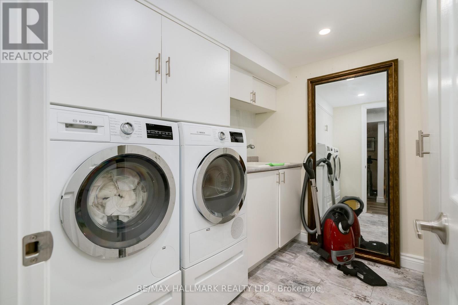 177 Wineva Avenue, Toronto, Ontario  M4E 2T5 - Photo 28 - E13688410