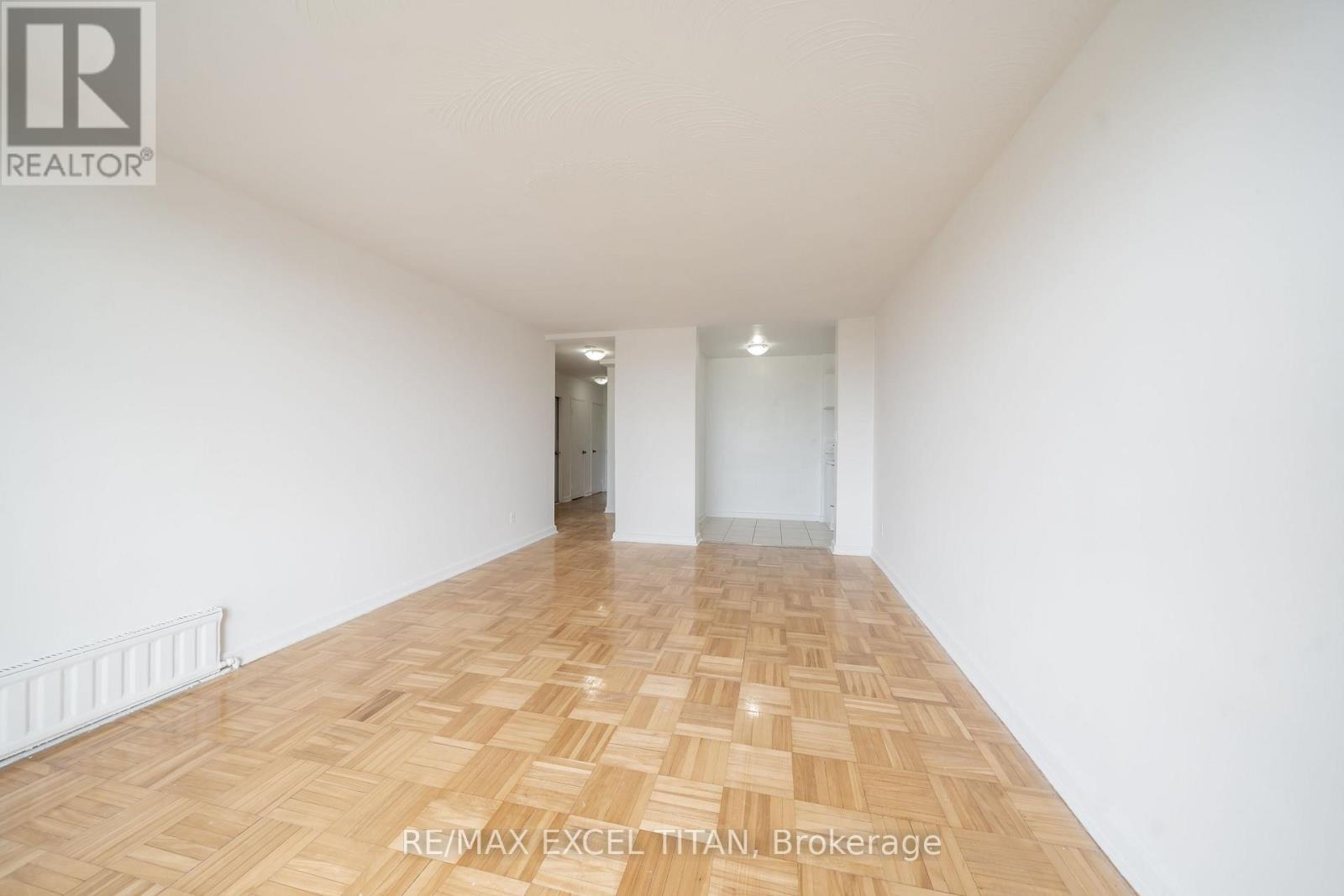 101 - 165 Cosburn Avenue, Toronto, Ontario  M4J 2L3 - Photo 4 - E13688508
