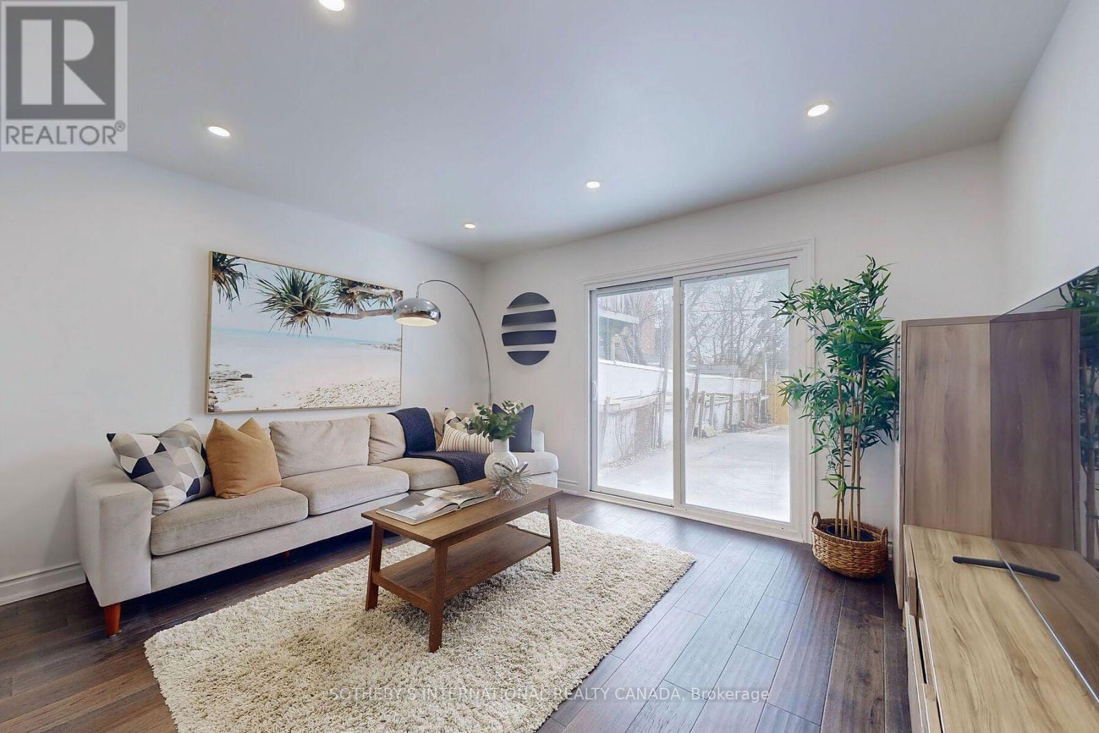 1271 Gerrard Street E, Toronto, Ontario  M4L 1Y5 - Photo 14 - E13688594