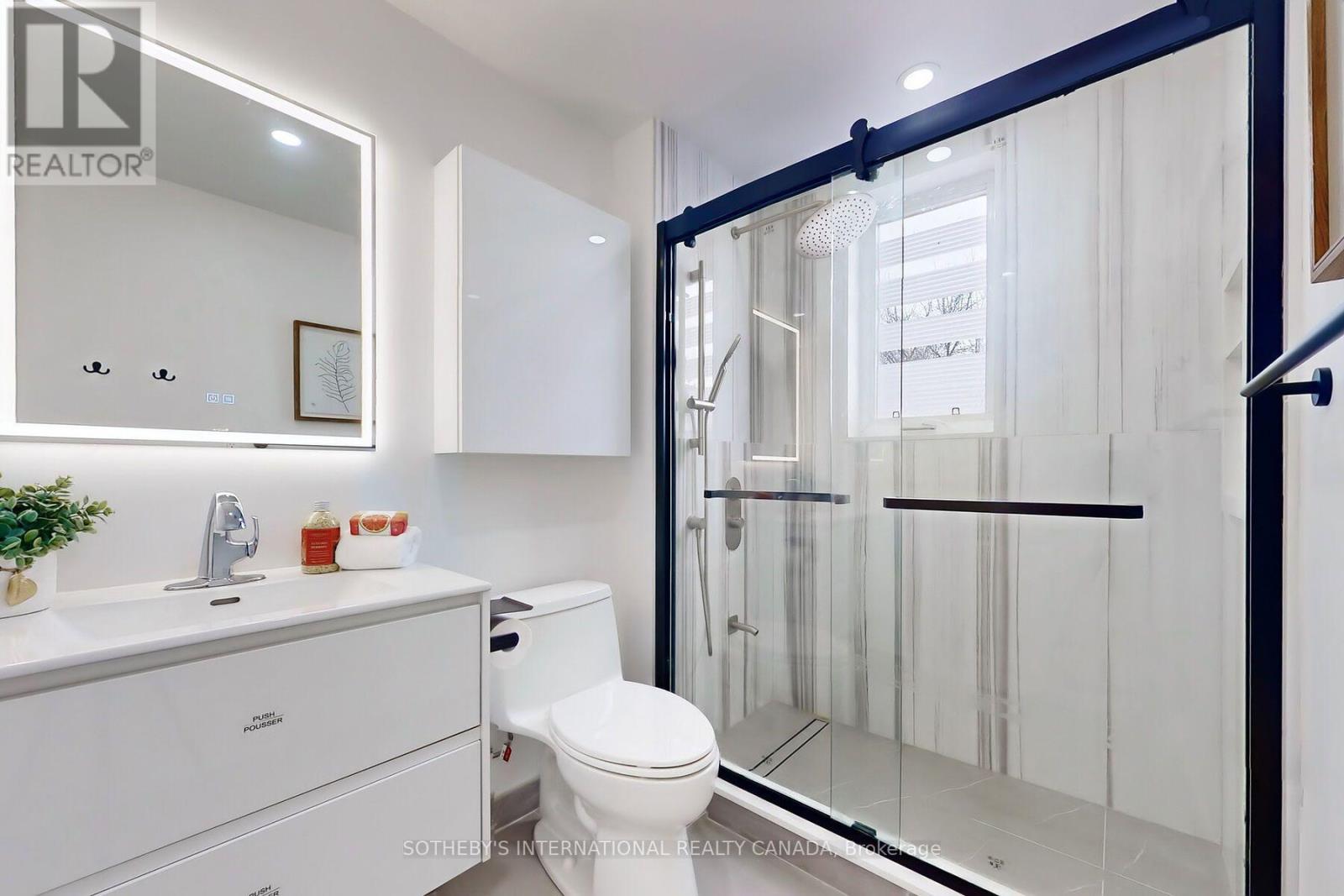 1271 Gerrard Street E, Toronto, Ontario  M4L 1Y5 - Photo 20 - E13688594