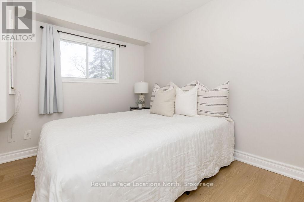 56 68th Street N, Wasaga Beach, Ontario L9Z 1T8 - Photo 18 - S13688566
