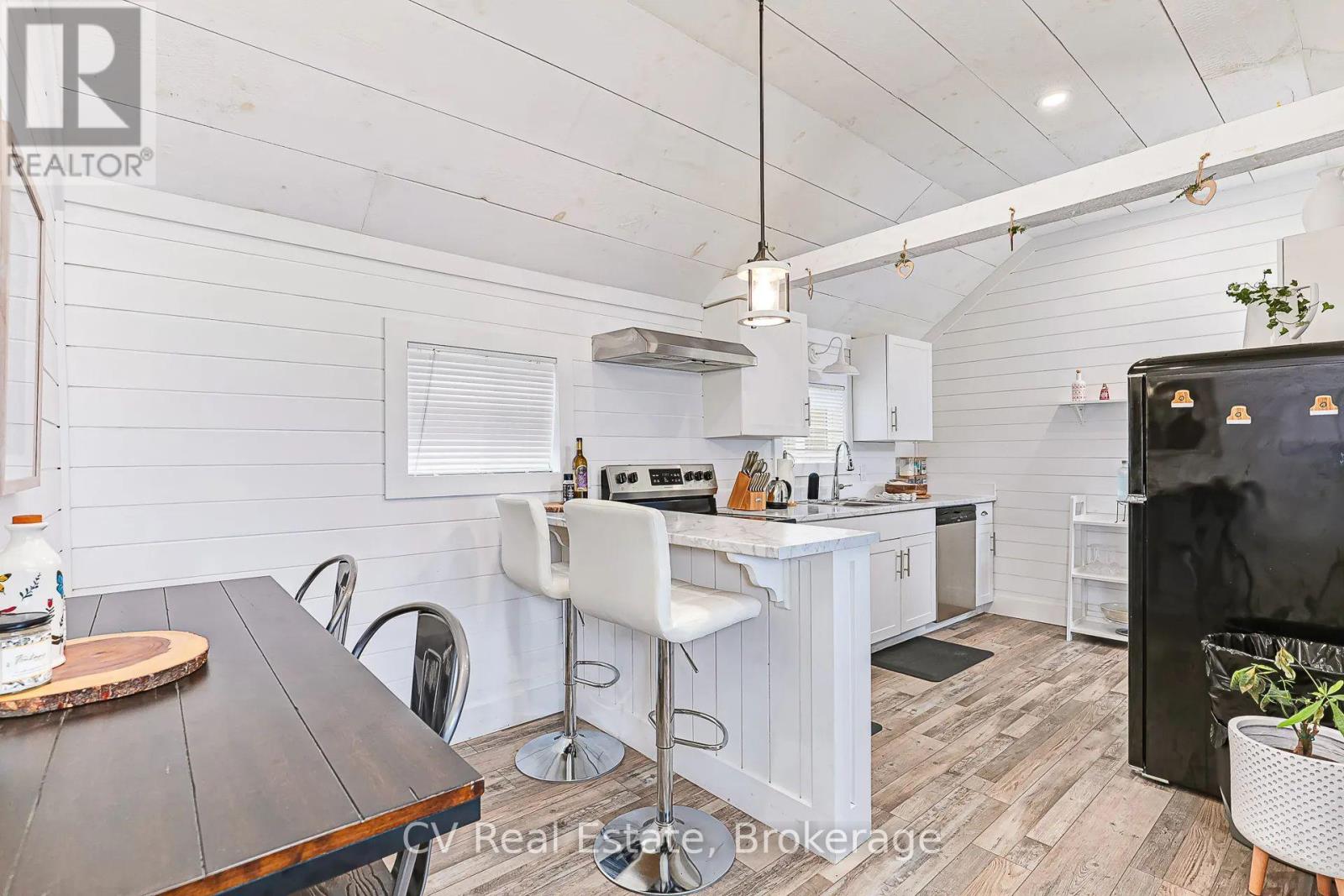 209583 26 Highway, Blue Mountains, Ontario  L9Y 0S5 - Photo 24 - X13688458