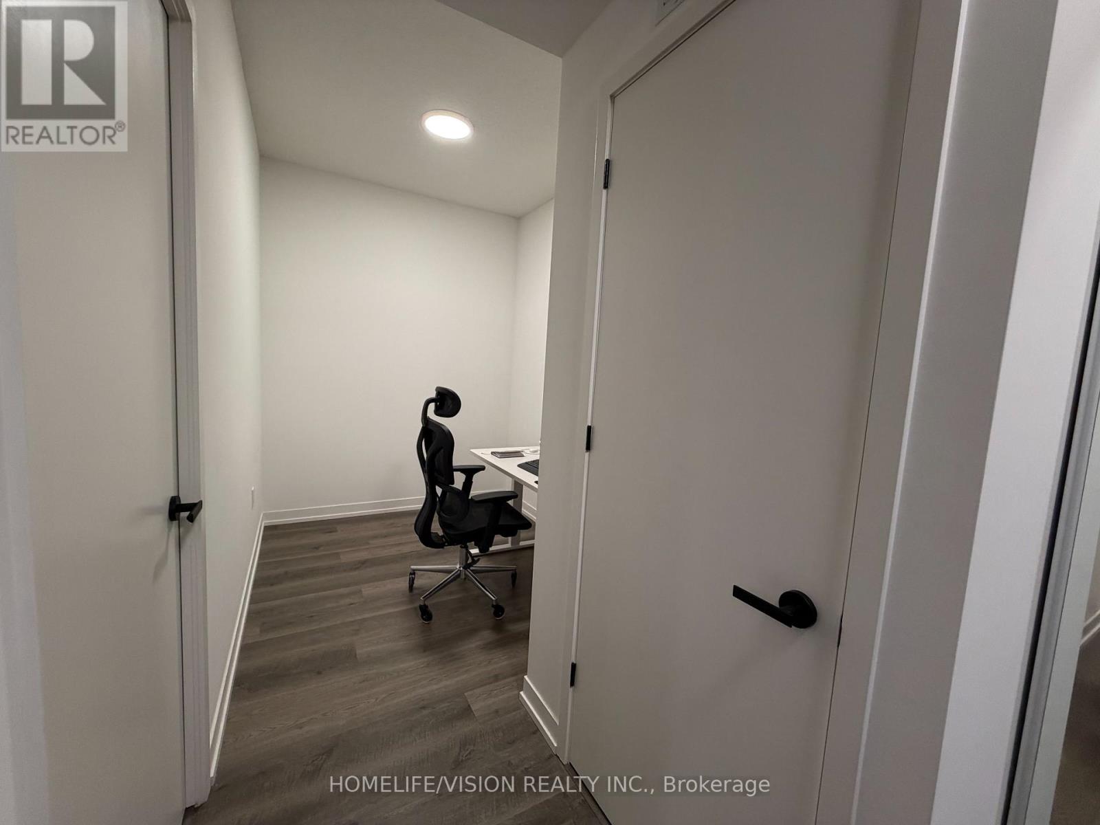 3207 - 8 Interchange Way, Vaughan, Ontario  L4K 0R2 - Photo 12 - N13688414