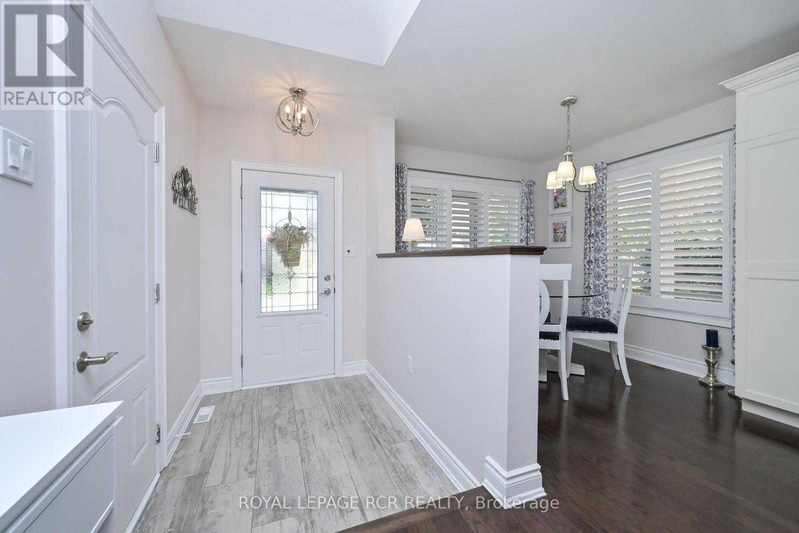 39 Westmount Drive, New Tecumseth, Ontario  L9R 0P5 - Photo 4 - N13688440