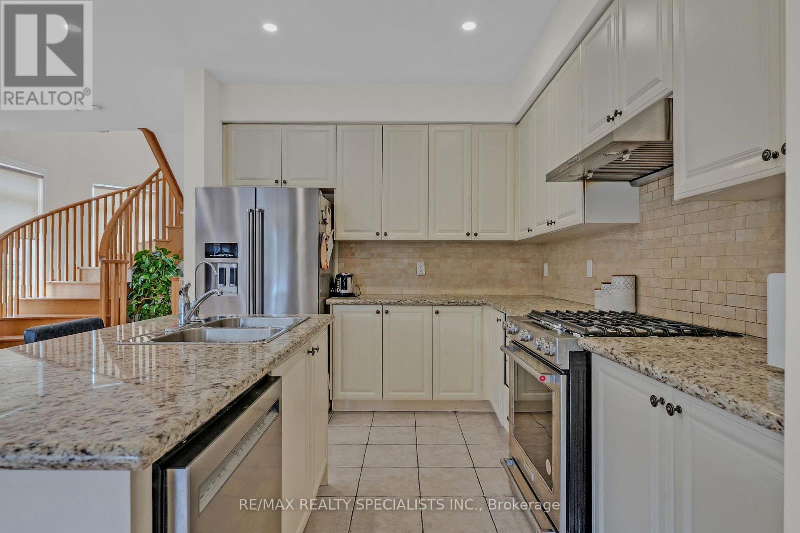 177 East's Corners Boulevard, Vaughan, Ontario  L4H 3Z9 - Photo 16 - N13688536
