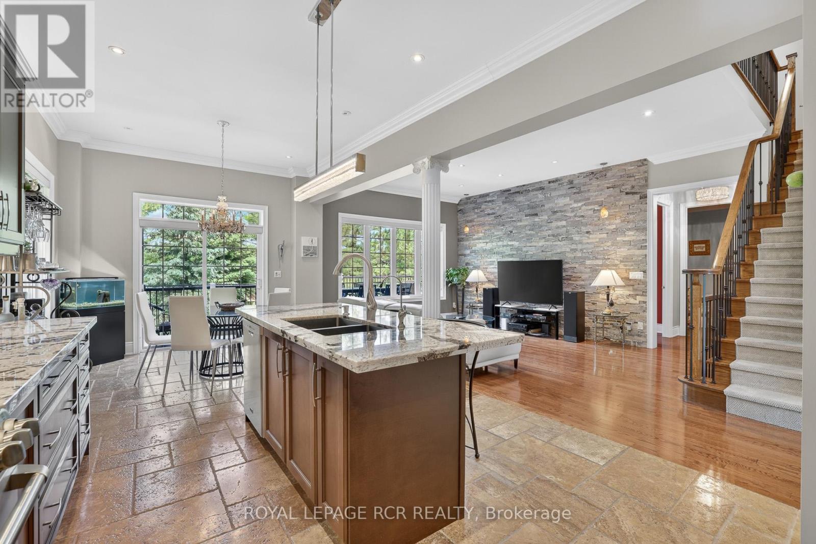 19 Emerald Heights Drive, Whitchurch-Stouffville, Ontario  L4A 0C8 - Photo 17 - N13688588