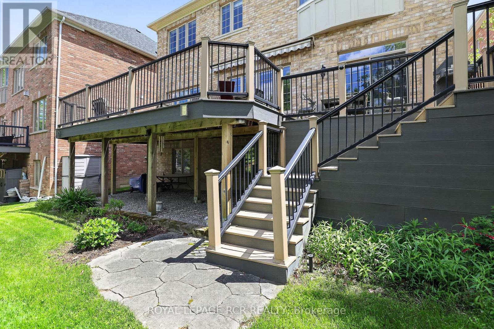 19 Emerald Heights Drive, Whitchurch-Stouffville, Ontario  L4A 0C8 - Photo 37 - N13688588