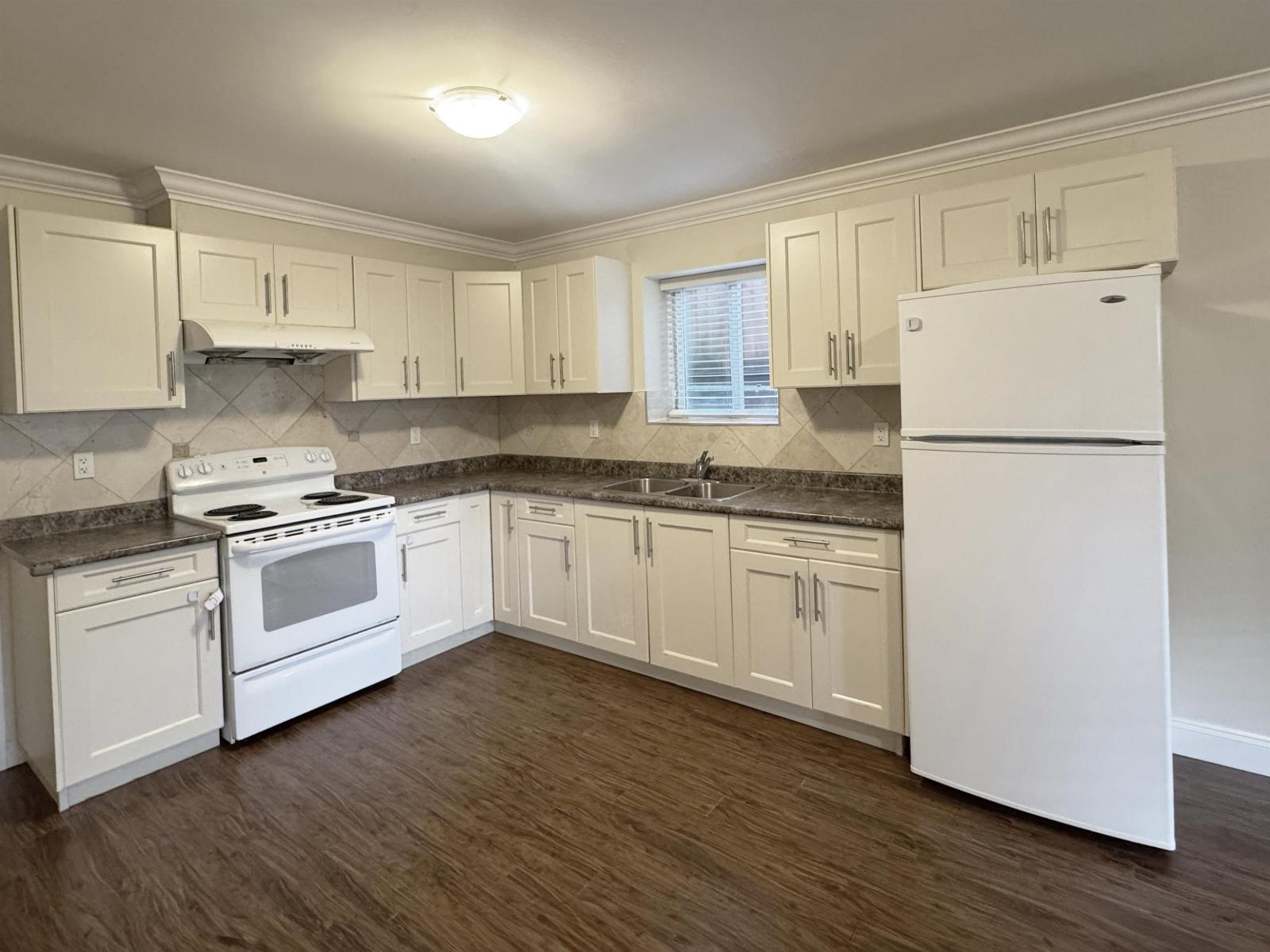 Ground Suite-14000 Wellington Crescent, Surrey, British Columbia  V3R 9H2 - Photo 2 - R3156862