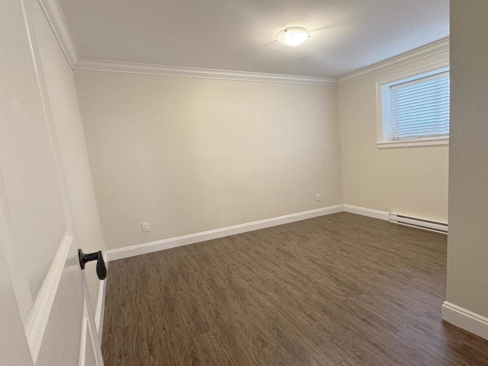Ground Suite-14000 Wellington Crescent, Surrey, British Columbia  V3R 9H2 - Photo 4 - R3156862