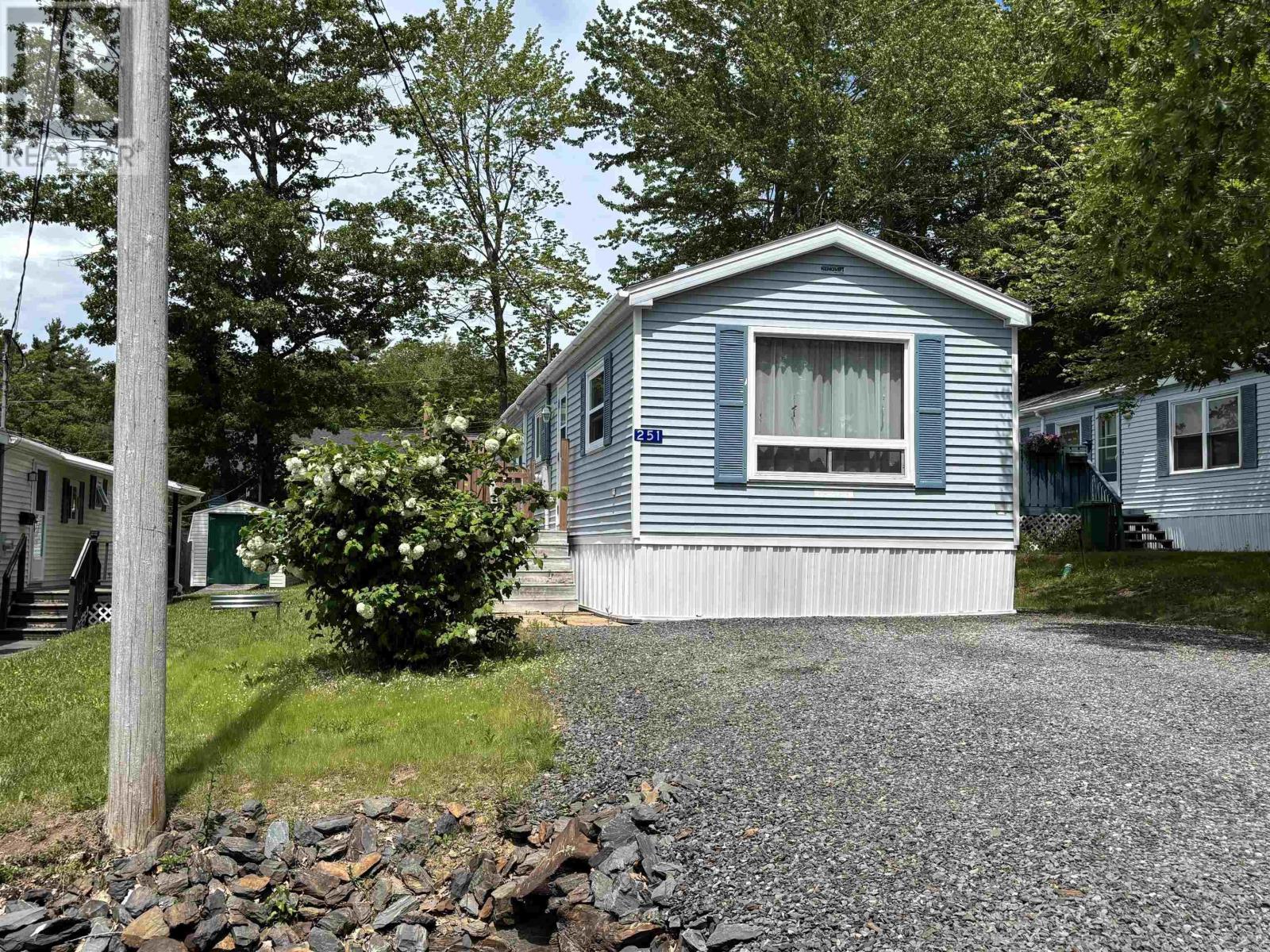 251 Season's Drive, Bridgewater, Nova Scotia  B4V 3W1 - Photo 3 - 202614894
