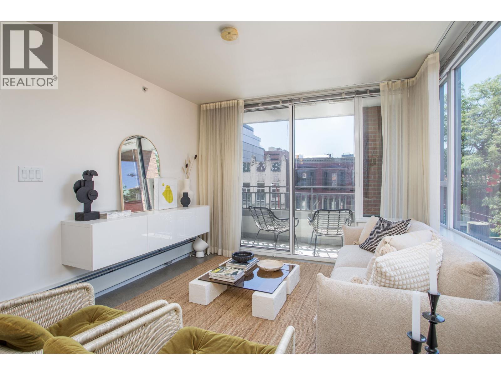 307 231 E Pender Street, Vancouver, British Columbia V6A 0G3 - Photo 4 - R3119036