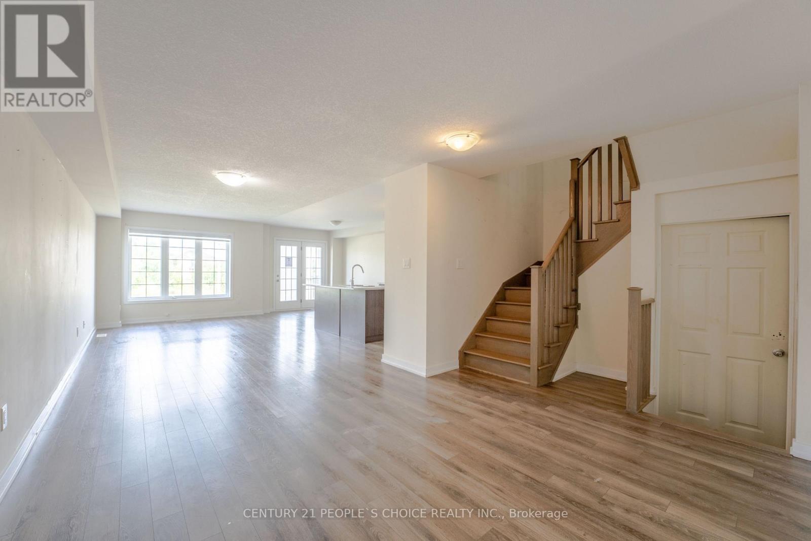 108 Golden Spring Drive, Brampton, Ontario L7A 4N7 - Photo 8 - W13604328