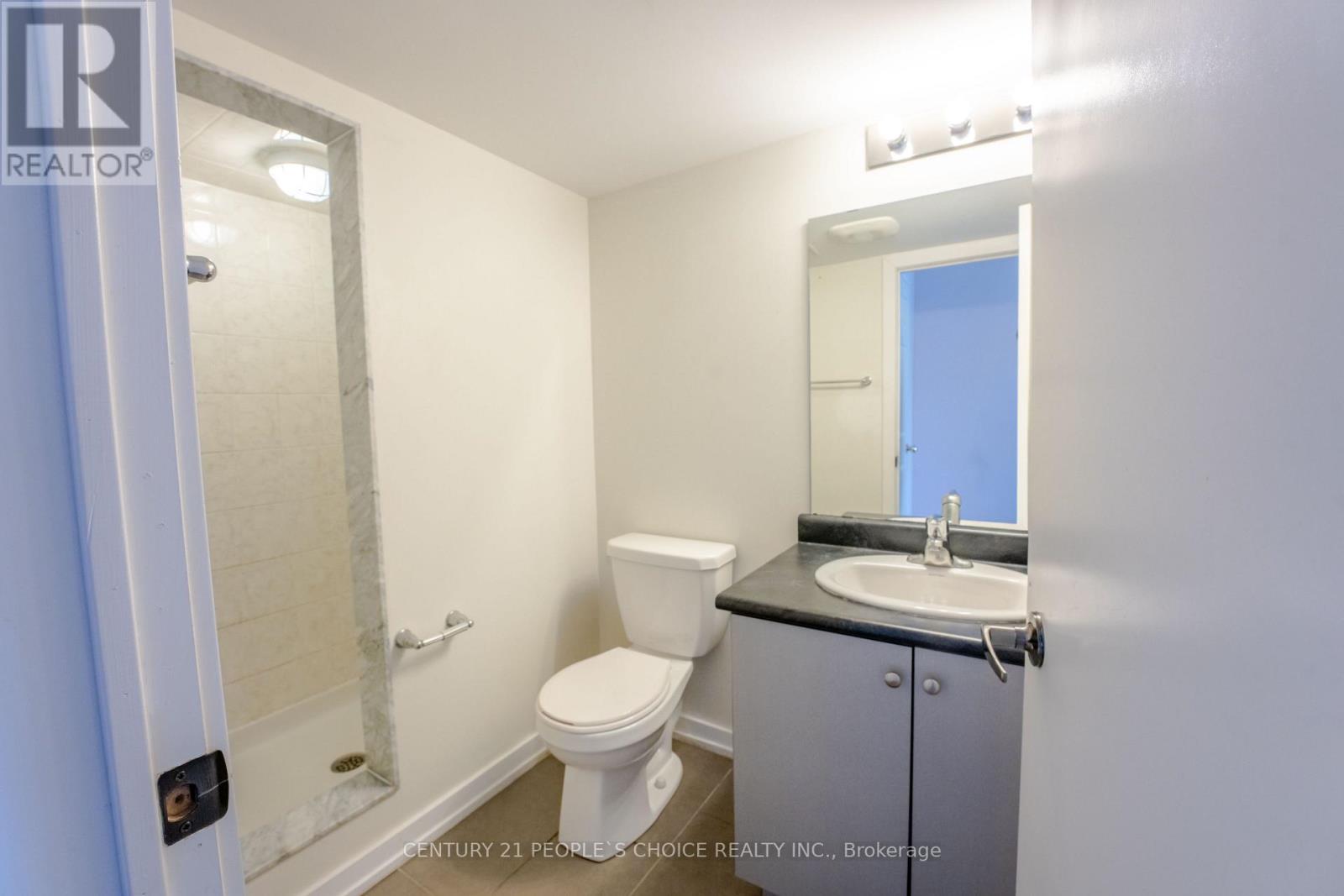 108 Golden Spring Drive, Brampton, Ontario L7A 4N7 - Photo 43 - W13604328