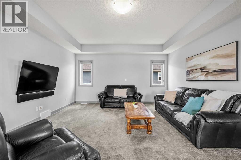 229 Stonemere Bay, Chestermere, Alberta  T1X 0S1 - Photo 21 - A2333160