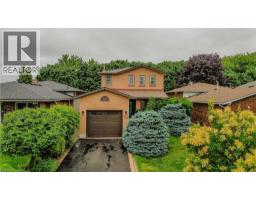 12 BRANTHAVEN Drive, Stoney Creek, Ontario