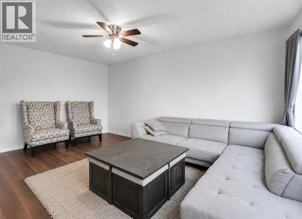 896 Rundlecairn Way NE, Calgary, Alberta  T1Y 2R7 - Photo 6 - A2337068